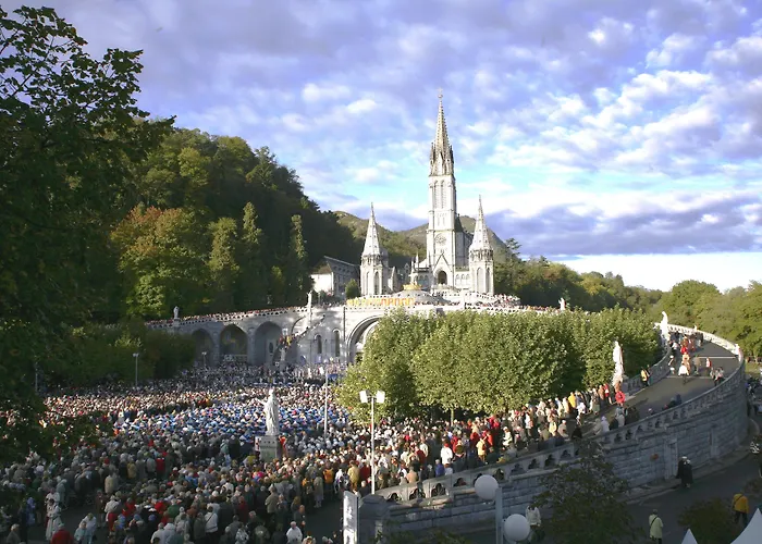 Du Soleil 3* Lourdes