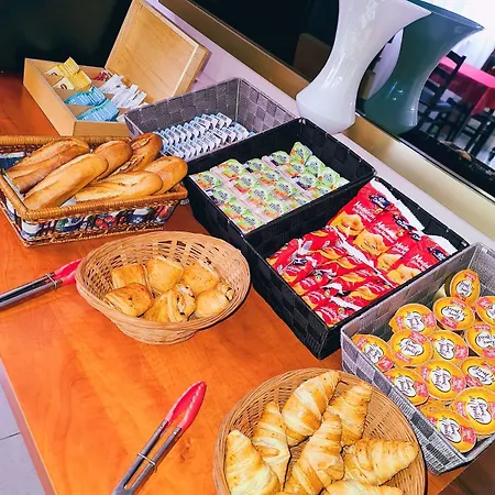 索雷尔公寓式酒店 3*