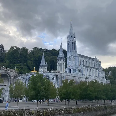 Résidence Du Soleil Apartahotel Lourdes